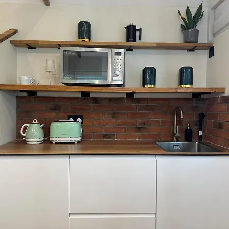 The Snug - Boutique In Clifton Village With Parking Bristol
